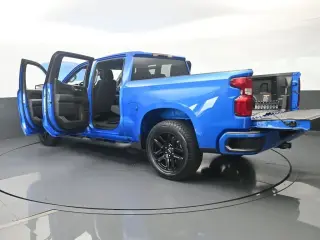 Chevrolet Silverado 1500 2025 4x2 Custom 4dr Crew Cab 5.8 ft. SB