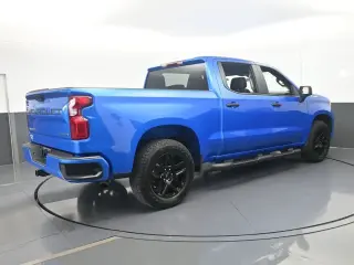 Chevrolet Silverado 1500 2025 4x2 Custom 4dr Crew Cab 5.8 ft. SB