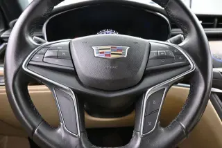 Cadillac XT5 2019 4dr SUV