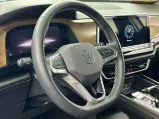 Volkswagen Atlas 2024 SE 4dr SUV w/Technology