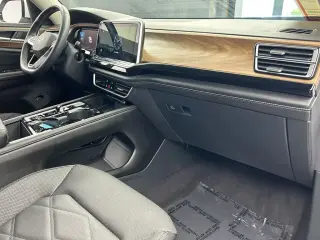 Volkswagen Atlas 2024 SE 4dr SUV w/Technology