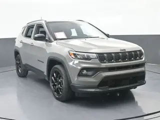Jeep Compass 2023 4x4 Latitude 4dr SUV