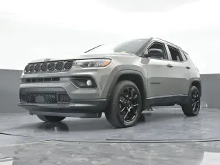 Jeep Compass 2023 4x4 Latitude 4dr SUV