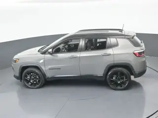 Jeep Compass 2023 4x4 Latitude 4dr SUV