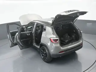 Jeep Compass 2023 4x4 Latitude 4dr SUV