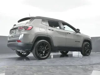 Jeep Compass 2023 4x4 Latitude 4dr SUV