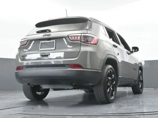 Jeep Compass 2023 4x4 Latitude 4dr SUV