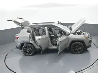 Jeep Compass 2023 4x4 Latitude 4dr SUV