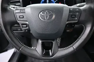 Toyota Camry 2025 SE 4dr Sedan