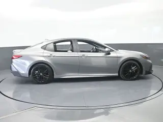 Toyota Camry 2025 SE 4dr Sedan