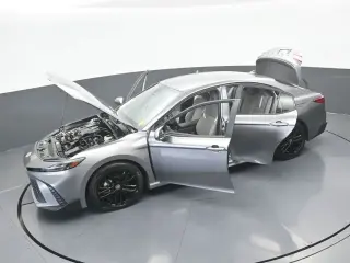 Toyota Camry 2025 SE 4dr Sedan