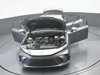 Toyota Camry 2025 SE 4dr Sedan