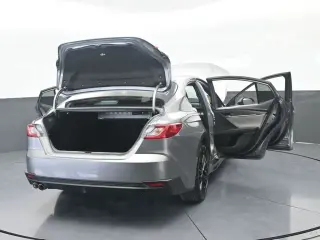 Toyota Camry 2025 SE 4dr Sedan