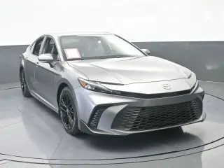 Toyota Camry 2025 SE 4dr Sedan