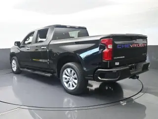 Chevrolet Silverado 1500 2021 4x2 Custom 4dr Crew Cab 5.8 ft. SB