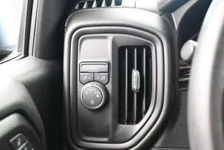 Chevrolet Silverado 1500 2021 4x2 Custom 4dr Crew Cab 5.8 ft. SB