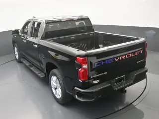 Chevrolet Silverado 1500 2021 4x2 Custom 4dr Crew Cab 5.8 ft. SB