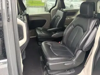 Chrysler Pacifica Hybrid 2022 Touring L 4dr Mini-Van