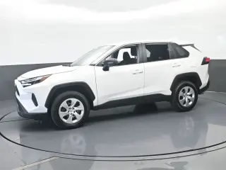 Toyota RAV4 2025 LE 4dr SUV