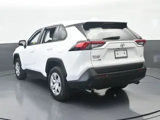 Toyota RAV4 2025 LE 4dr SUV