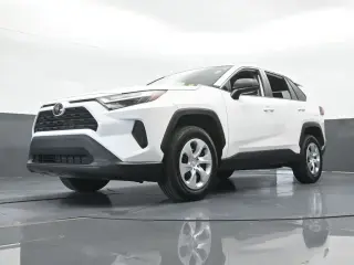 Toyota RAV4 2025 LE 4dr SUV
