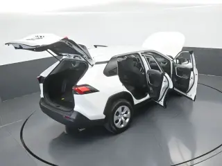 Toyota RAV4 2025 LE 4dr SUV