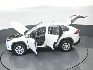 Toyota RAV4 2025 LE 4dr SUV