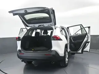 Toyota RAV4 2025 LE 4dr SUV