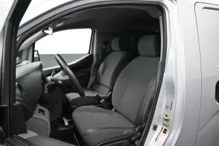 Nissan NV200 2020 S 4dr Cargo Mini-Van