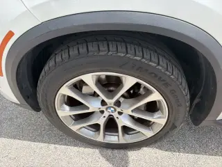 BMW X5 2023 AWD xDrive40i 4dr Sports Activity Vehicle