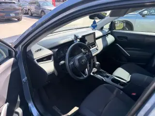 Toyota Corolla Cross 2024 LE 4dr Crossover