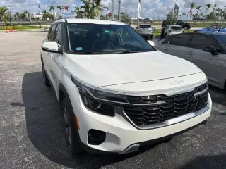 Kia Seltos 2024 S 4dr SUV