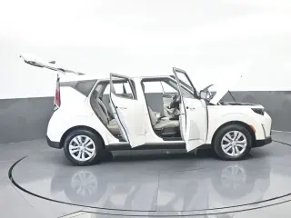Kia Soul 2023 S 4dr Crossover