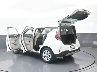 Kia Soul 2023 S 4dr Crossover