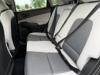 Hyundai KONA 2023 AWD SE 4dr Crossover