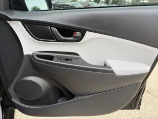 Hyundai KONA 2023 AWD SE 4dr Crossover