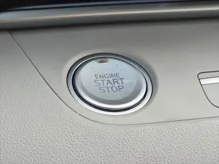Hyundai ELANTRA 2025 Limited 4dr Sedan