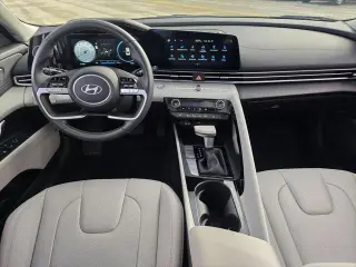 Hyundai ELANTRA 2025 Limited 4dr Sedan