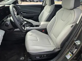 Hyundai ELANTRA 2025 Limited 4dr Sedan