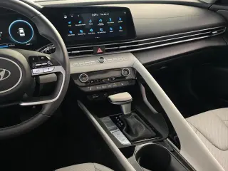 Hyundai ELANTRA 2025 Limited 4dr Sedan