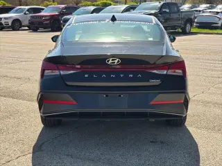 Hyundai ELANTRA 2025 Limited 4dr Sedan