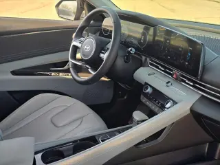 Hyundai ELANTRA 2025 Limited 4dr Sedan
