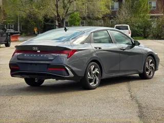 Hyundai ELANTRA 2025 Limited 4dr Sedan