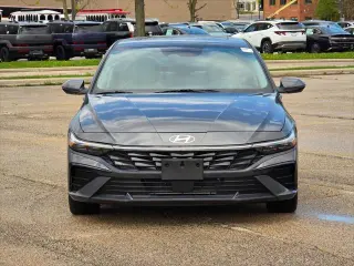 Hyundai ELANTRA 2025 Limited 4dr Sedan