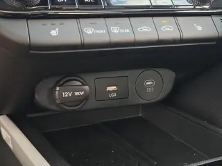Hyundai ELANTRA 2025 Limited 4dr Sedan