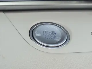 Hyundai ELANTRA 2025 Limited 4dr Sedan