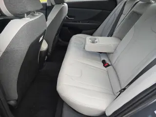 Hyundai ELANTRA 2025 Limited 4dr Sedan