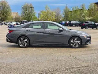 Hyundai ELANTRA 2025 Limited 4dr Sedan