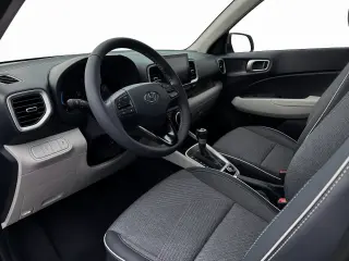 Hyundai VENUE 2026 SEL 4dr Crossover w/Two-Tone Roof