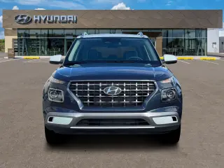 Hyundai VENUE 2026 SEL 4dr Crossover w/Two-Tone Roof